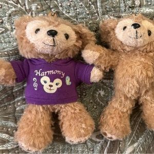 Disney keychain Duffy [purple hoodie]